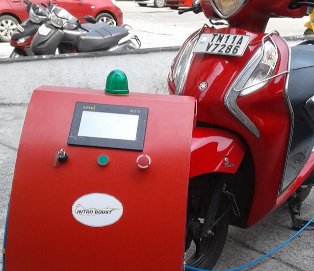 Scooter carbon cleaning service